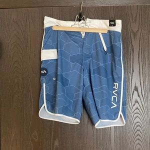 Rvca board shorts. Sz 32